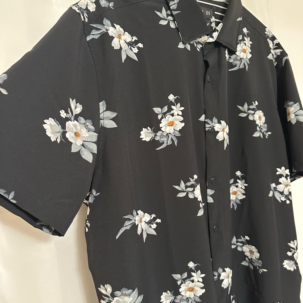 Cactus Man - Ricky Singh Tropical Button Up Shirt - Picture 8 of 10